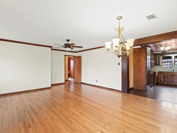 7220  Amy Street , Dallas Texas 75217