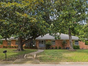 2218  Southridge Drive 