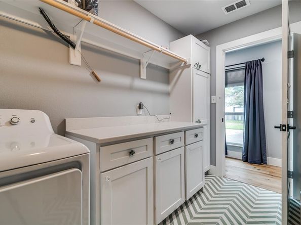 Undisclosed Address #20974686, Rockwall Texas 75087