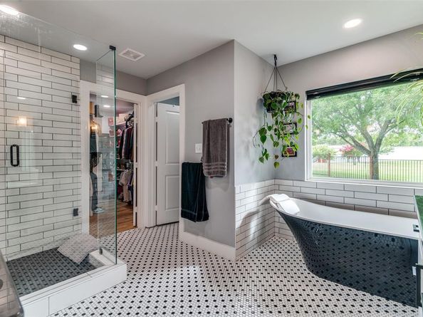 Undisclosed Address #20974686, Rockwall Texas 75087