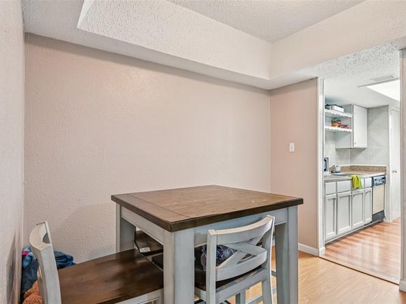 7431  Holly Hill Drive  208, Dallas Texas 75231