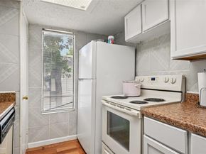 7431  Holly Hill Drive  208, Dallas Texas 75231