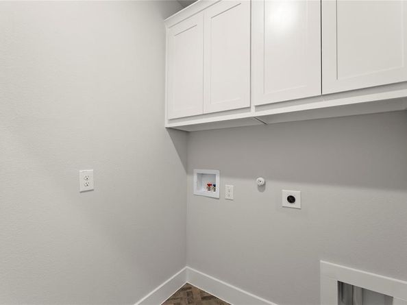 429  Curtiss  , Fate Texas 75087