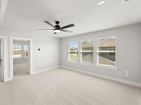 429  Curtiss  , Fate Texas 75087
