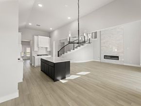 429  Curtiss  , Fate Texas 75087