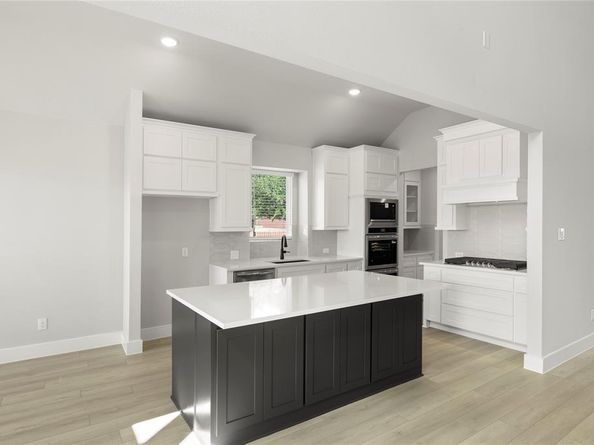 429  Curtiss  , Fate Texas 75087