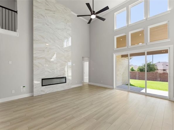 429  Curtiss  , Fate Texas 75087