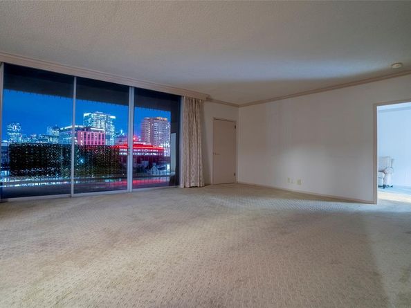 3310  Fairmount Street  12E, Dallas Texas 75201