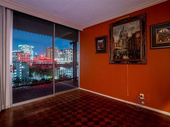 3310  Fairmount Street  12E, Dallas Texas 75201
