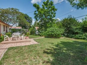 1822  Finley Road , Irving Texas 75062