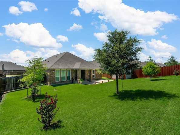 641  Woodridge Drive , Oak Point Texas 75068