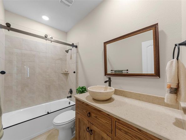 641  Woodridge Drive , Oak Point Texas 75068