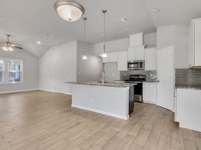 1107 E Cannon Street , Fort Worth Texas 76104