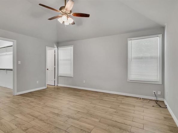 1107 E Cannon Street , Fort Worth Texas 76104