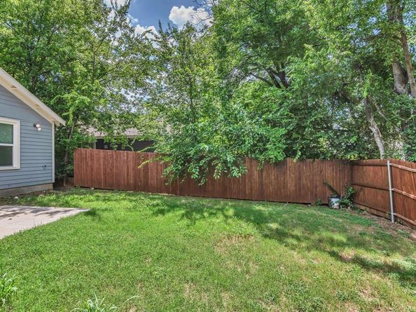 1107 E Cannon Street , Fort Worth Texas 76104
