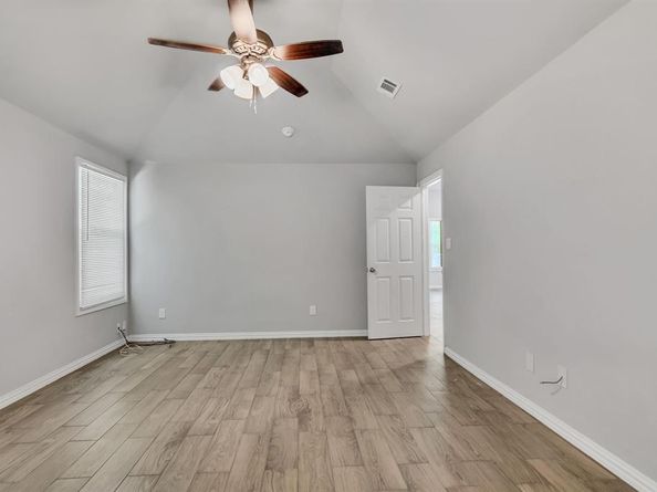 1107 E Cannon Street , Fort Worth Texas 76104
