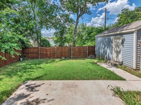 1107 E Cannon Street , Fort Worth Texas 76104