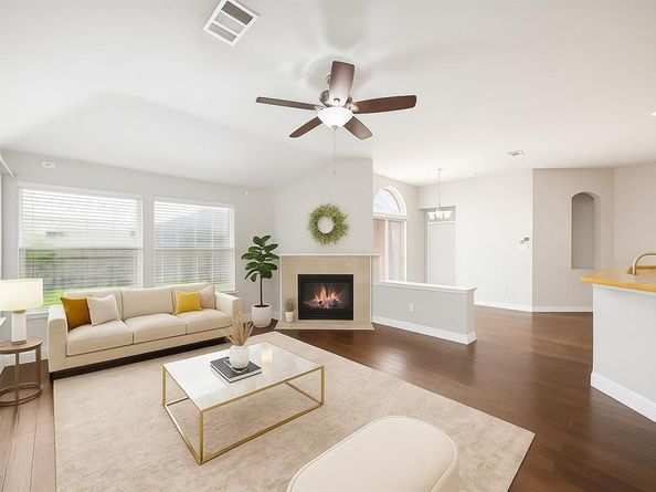9879  Red Cedar Drive , Frisco Texas 75035