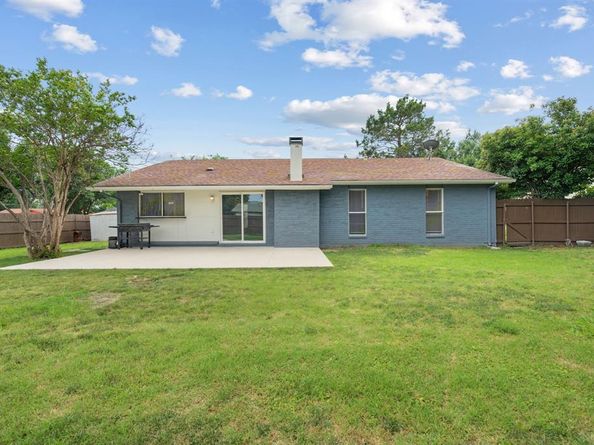 1413  Rockbrook Street , Lancaster Texas 75134