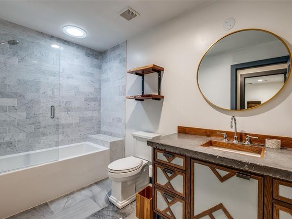 6922  San Mateo Boulevard , Dallas Texas 75223