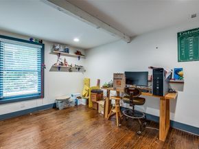 6922  San Mateo Boulevard , Dallas Texas 75223