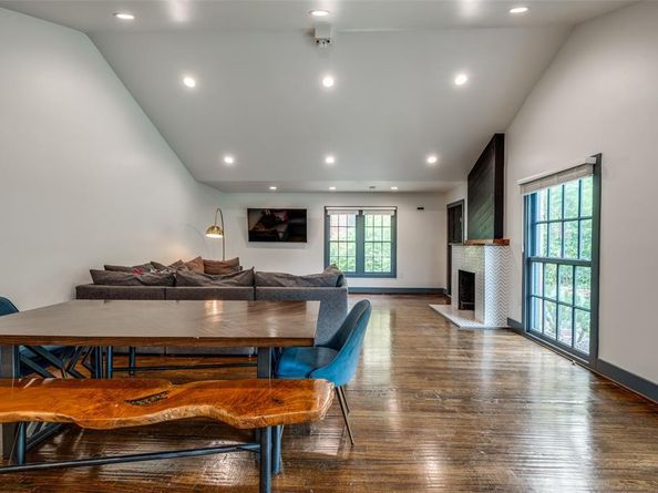 6922  San Mateo Boulevard , Dallas Texas 75223