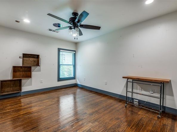 6922  San Mateo Boulevard , Dallas Texas 75223