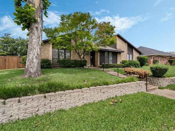 13103  Halwin Circle , Dallas Texas 75243