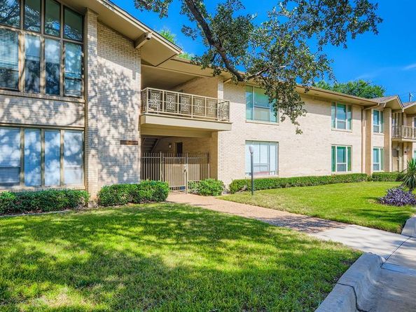 11104  Valleydale Drive  C, Dallas Texas 75230
