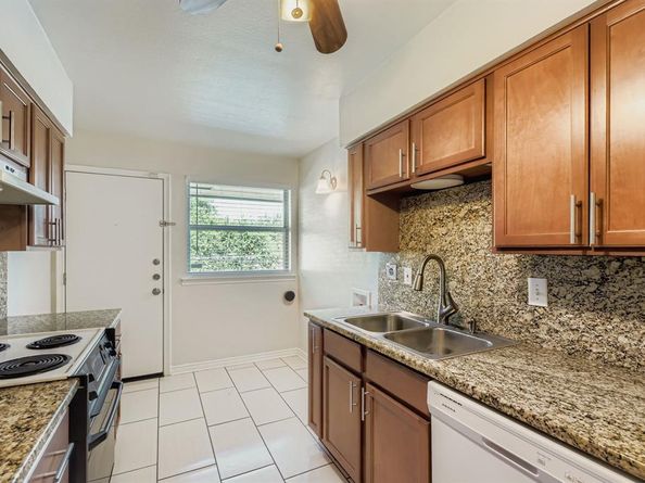 11104  Valleydale Drive  C, Dallas Texas 75230