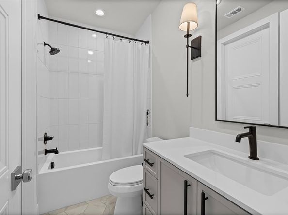 7019  Greentree Lane , Dallas Texas 75214