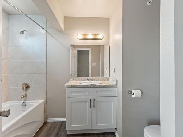 6108  Abrams Road  521, Dallas Texas 75231