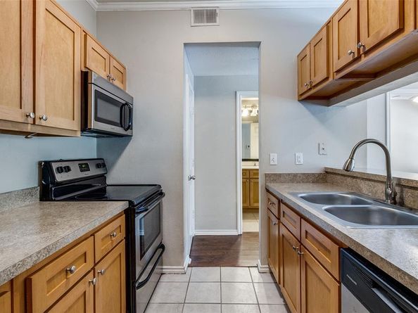 6003  Oram Street  104, Dallas Texas 75206