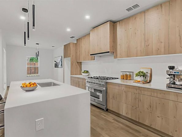 3631  Espanola Drive , Dallas Texas 75220