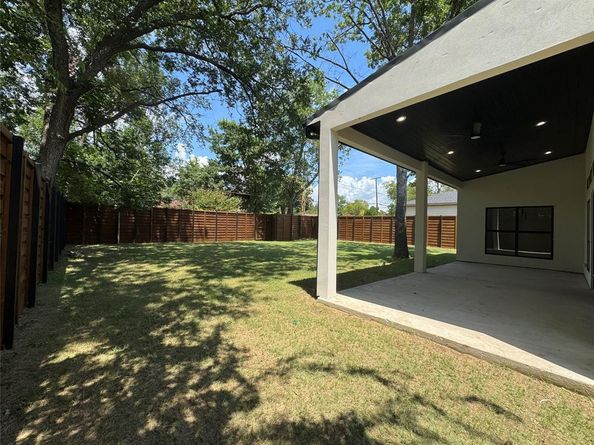 3631  Espanola Drive , Dallas Texas 75220
