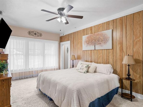 1505  Lincoln Avenue , Fort Worth Texas 76164