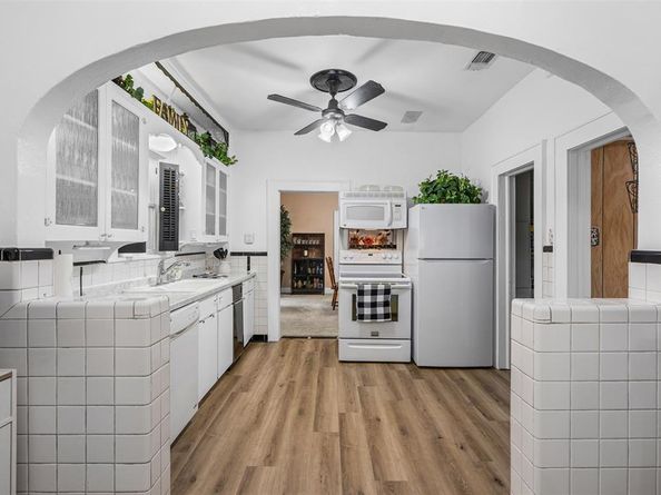 1505  Lincoln Avenue , Fort Worth Texas 76164