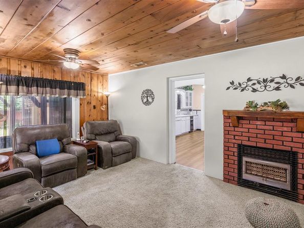 1505  Lincoln Avenue , Fort Worth Texas 76164