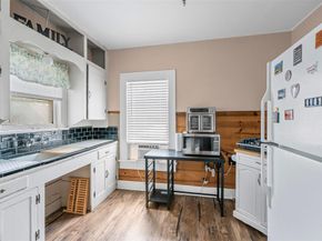1505  Lincoln Avenue , Fort Worth Texas 76164