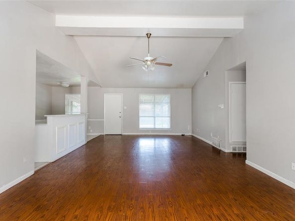 1018  Vegas Drive , Garland Texas 75042