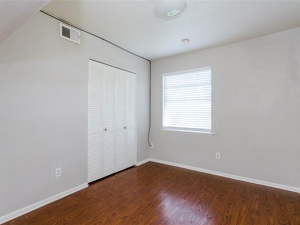 1018  Vegas Drive , Garland Texas 75042