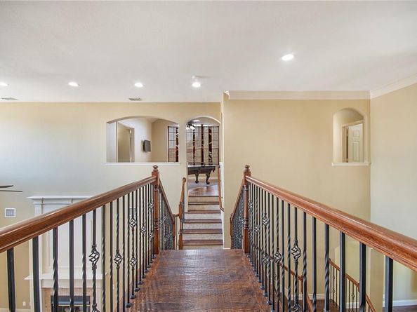 829  Oxford Court , Lewisville Texas 75056
