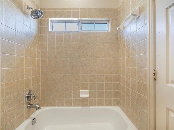 829  Oxford Court , Lewisville Texas 75056