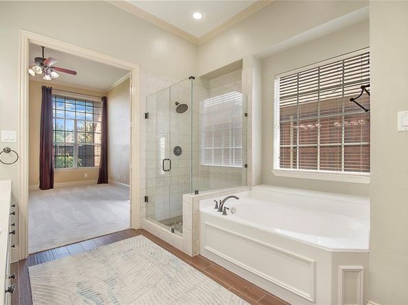 829  Oxford Court , Lewisville Texas 75056
