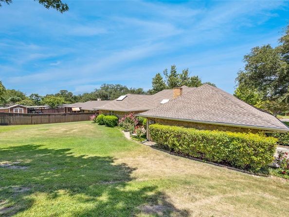 7761  Skylake Drive , Fort Worth Texas 76179