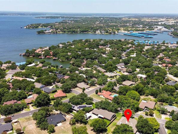 7761  Skylake Drive , Fort Worth Texas 76179