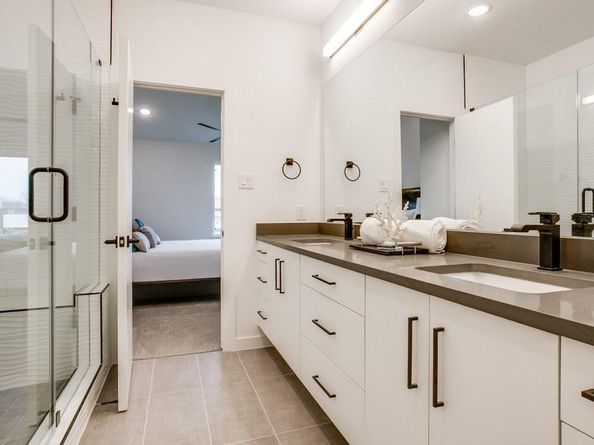 1901 N Carroll Avenue  103, Dallas Texas 75204