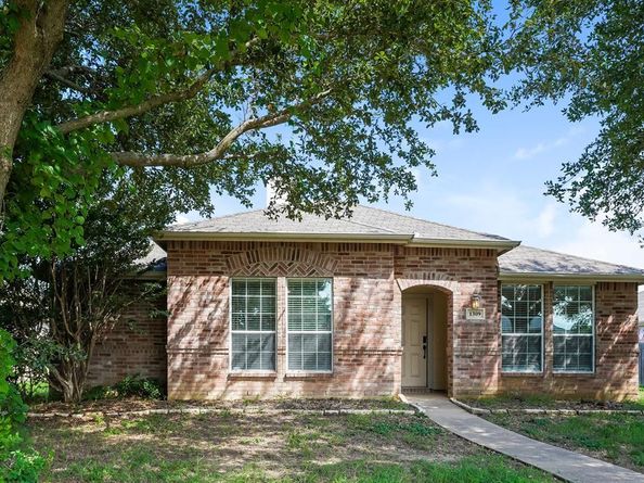 1309  Kentucky Avenue , Lancaster Texas 75134