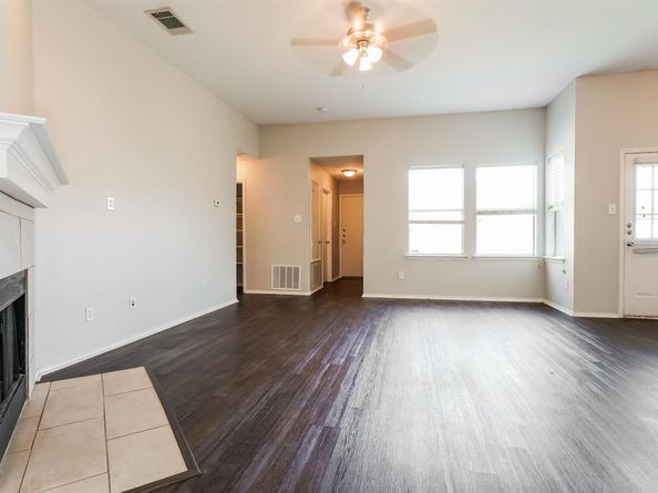 1309  Kentucky Avenue , Lancaster Texas 75134
