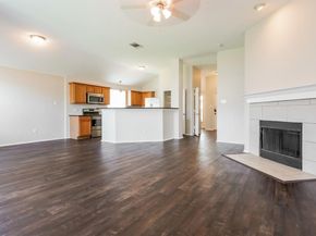 1309  Kentucky Avenue , Lancaster Texas 75134